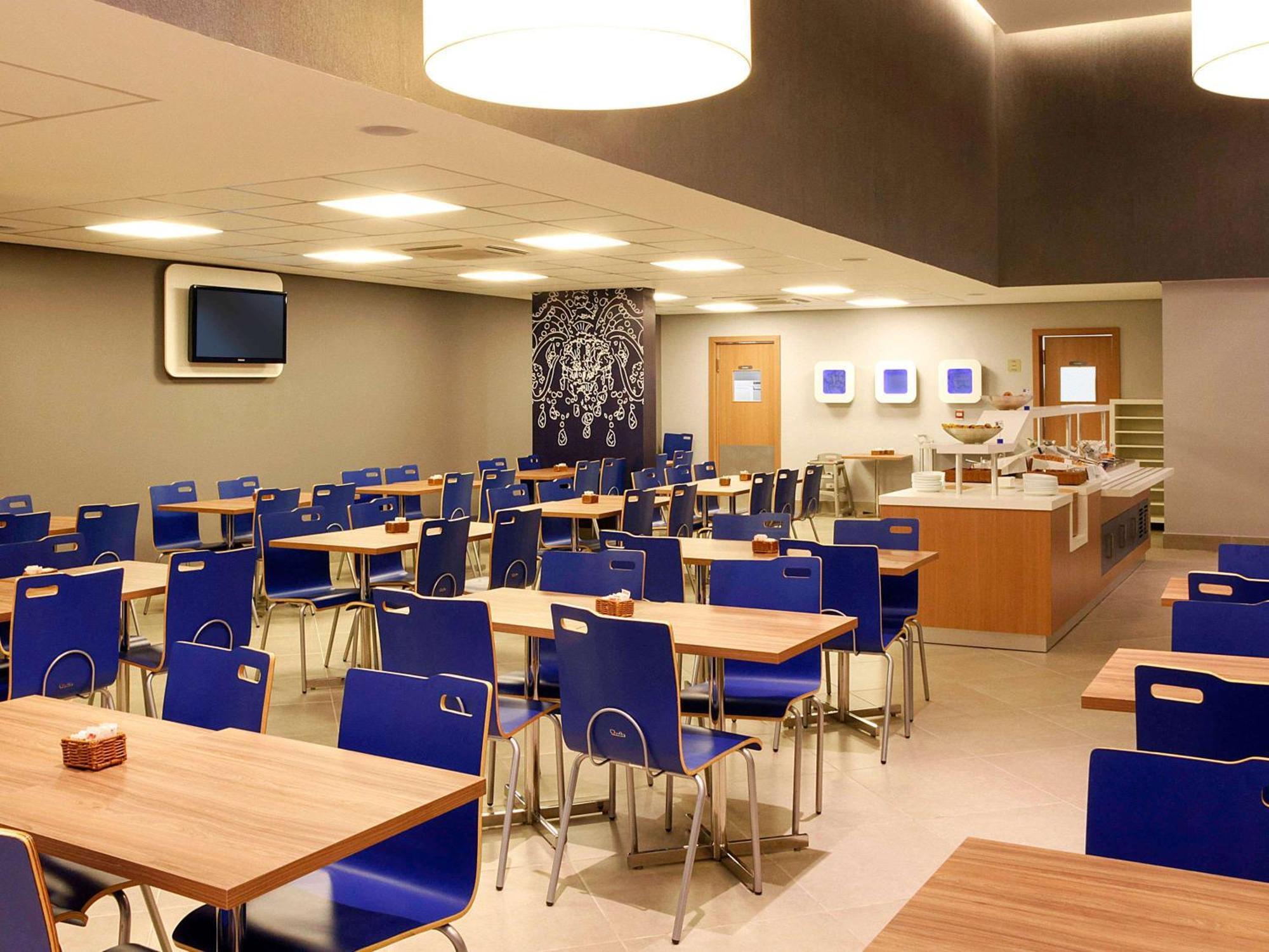 Ibis Budget Bh Afonso Pena Savassi Белу-Оризонті Екстер'єр фото